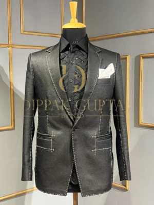 Thread detail tuxedo